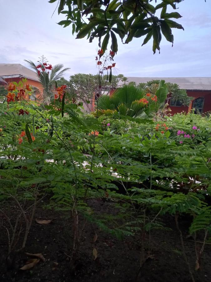 B&B Mariamacounda Toubakouta Bagian luar foto
