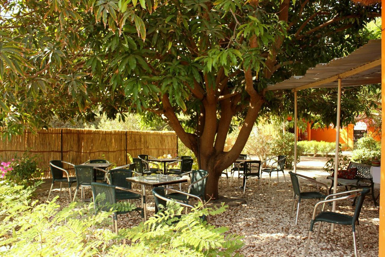 B&B Mariamacounda Toubakouta Bagian luar foto